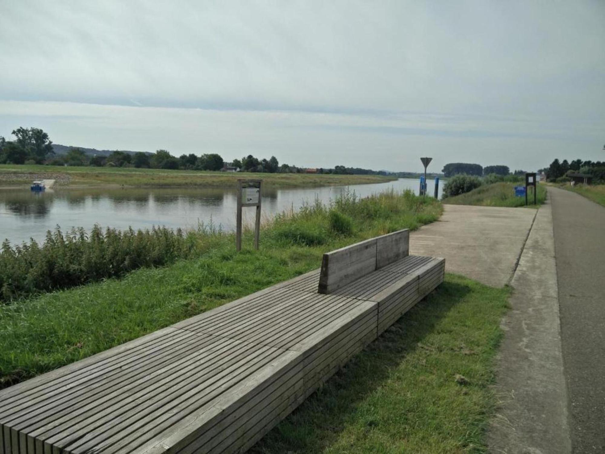 Serene In Peer